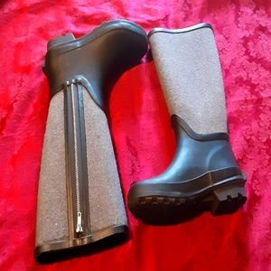 Time And Tru Rain Boots